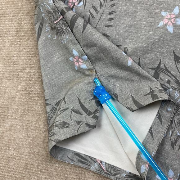 Travis Mathew Boardshorts Gray Floral Print Shorts Men’s Size Large - Picture 4 of 14